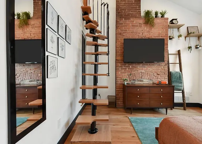 Holiday home Hostwise - The Lodi - Lower Lawrenceville, Beautiful! Pittsburgh